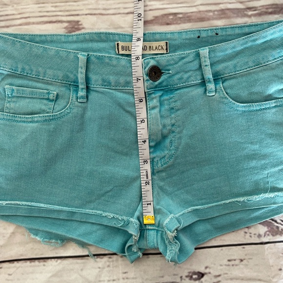 Bullhead black short shorts. Size 7 - Picture 5 of 9